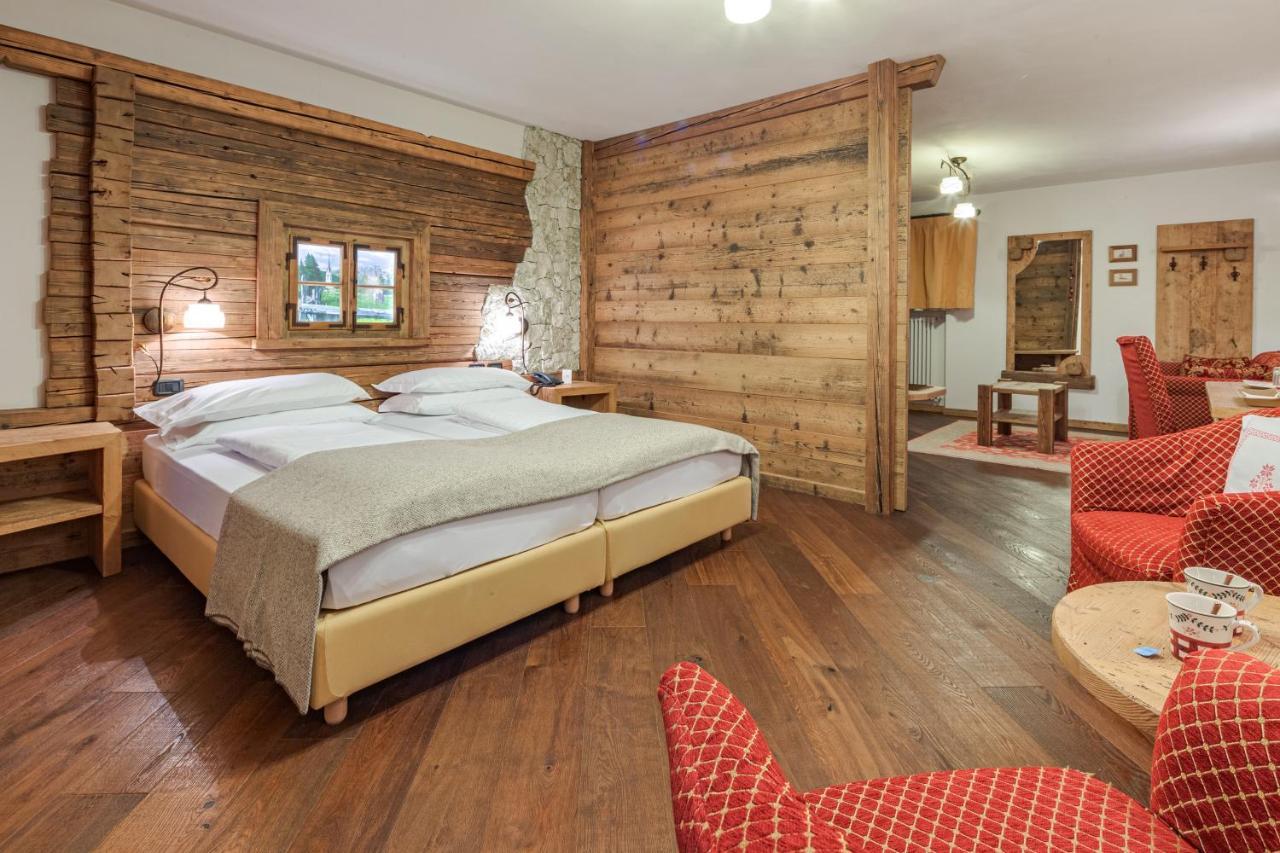 Hotel Foresta Moena Exteriör bild
